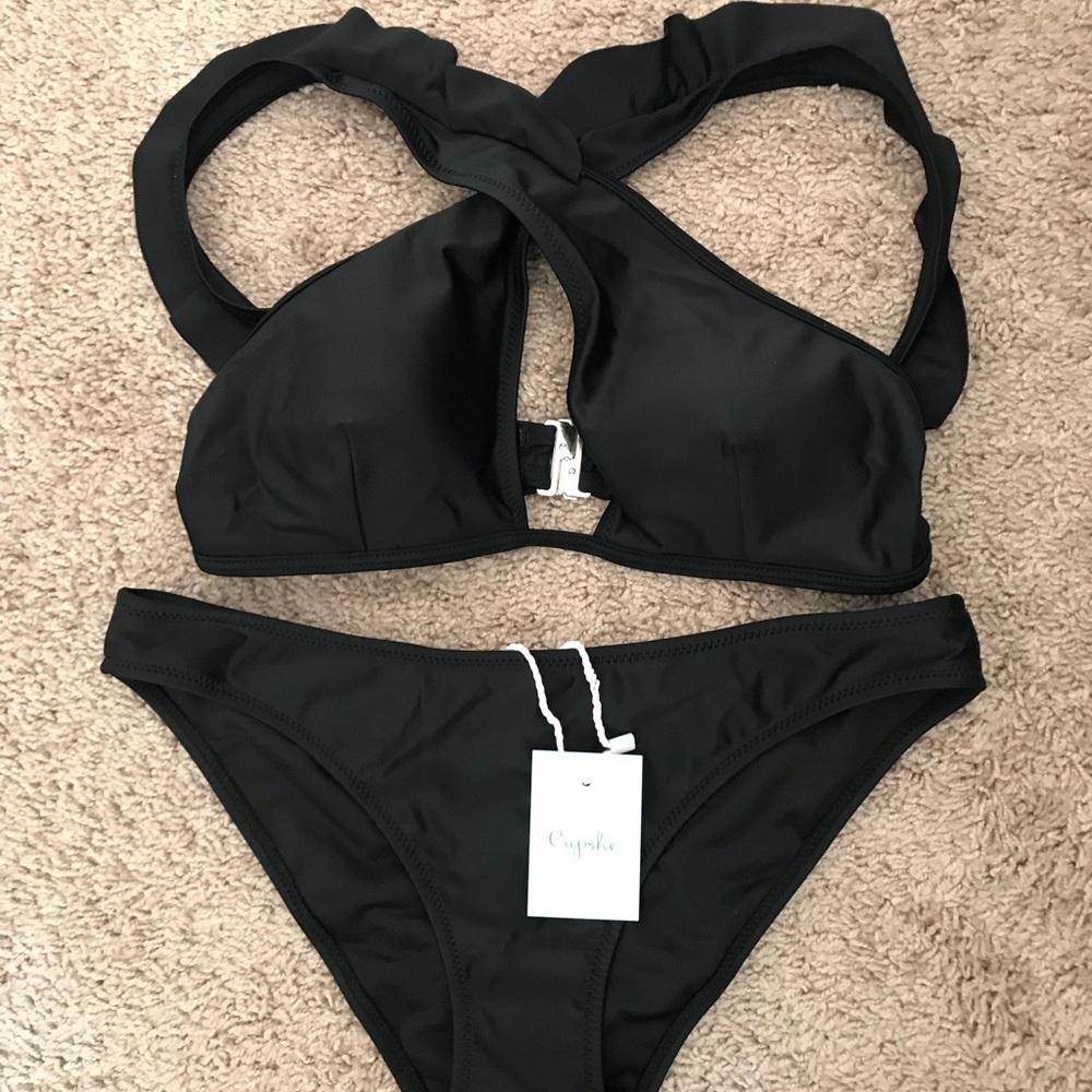 NWT Cupshe bathing suit